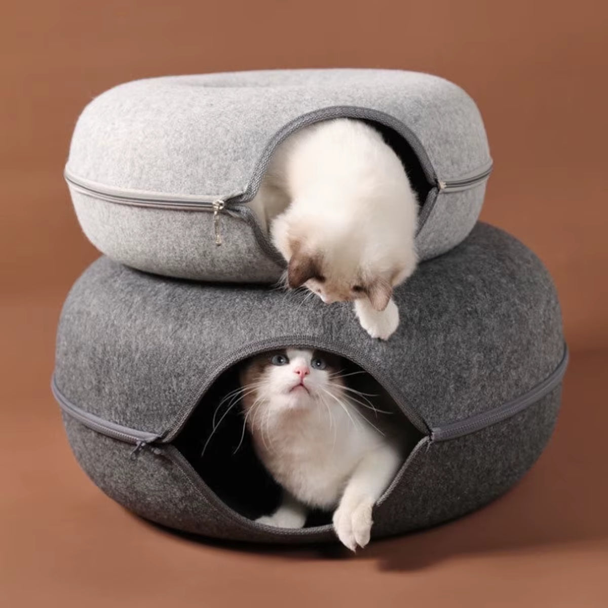 DonutPaw - Donut Bed for Cats adn Small Dogs with Breather Hole 